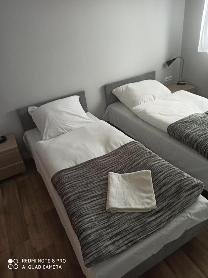 Hotel Sportowy Wolsztyn Esterno foto